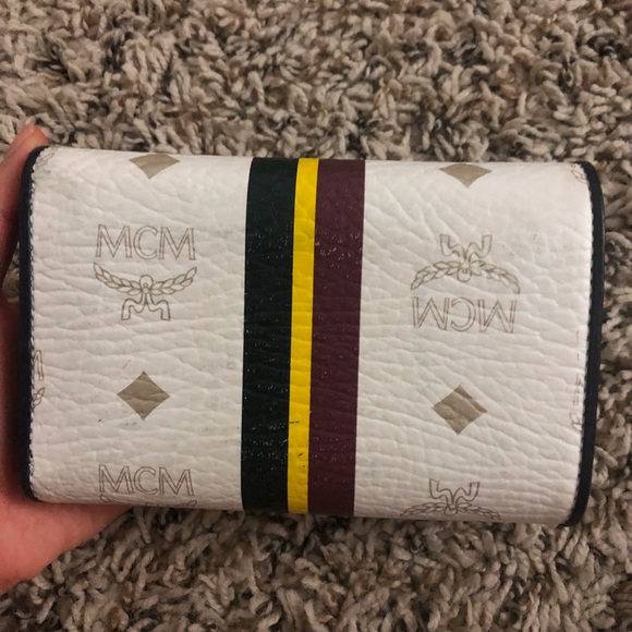 ‼️SOLD‼️MCM Three fold line tassel wallet - Picture 3 of 8